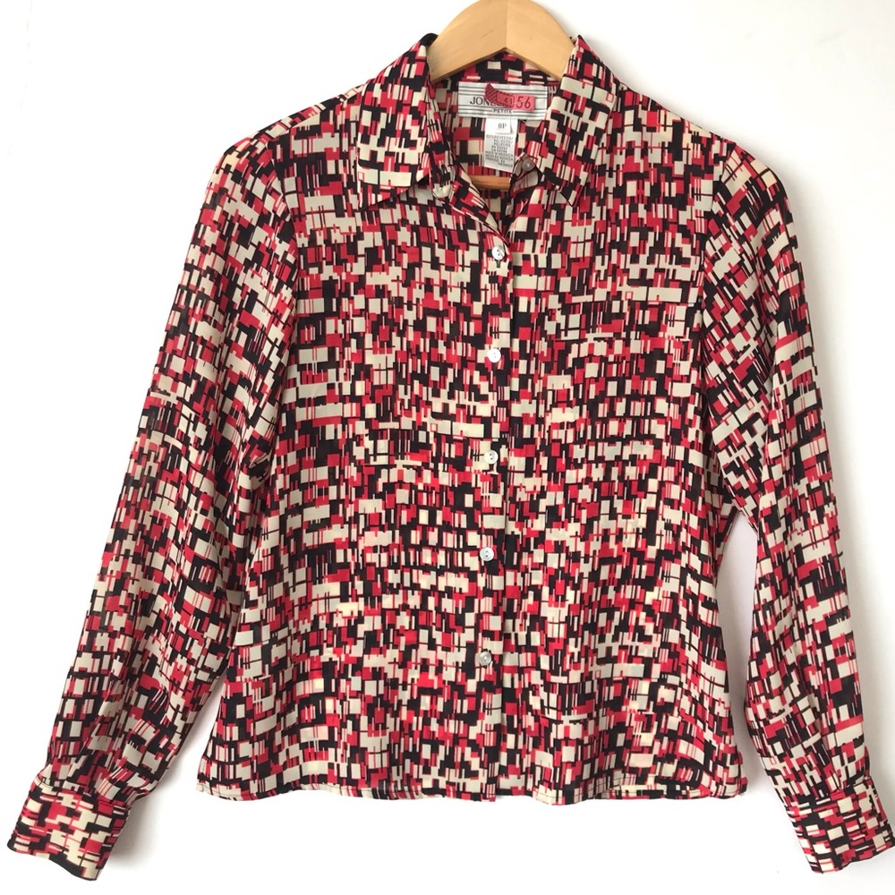 Jones Wear Red Black Geometric Print Button Down Blouse